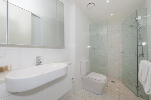 Lakefront 116 Kingston ACT - Accommodation Daintree 5