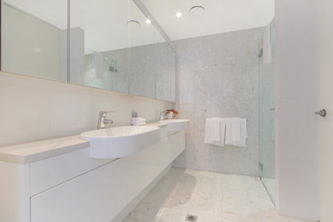 Lakefront 116 Kingston ACT - Accommodation Daintree 18