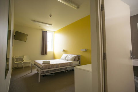 YHA Sydney Harbour - Accommodation Daintree 16