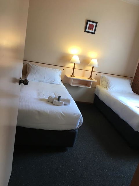 Bega Downs Motor Inn - Accommodation Daintree 15