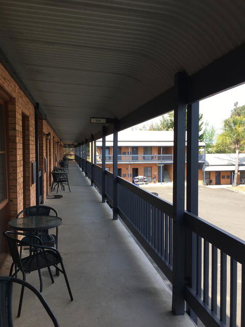 Bega Downs Motor Inn - Accommodation Daintree 9