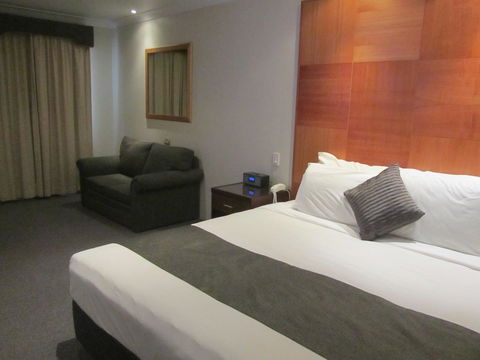 Best Western Plus Goulburn - Accommodation Daintree 28