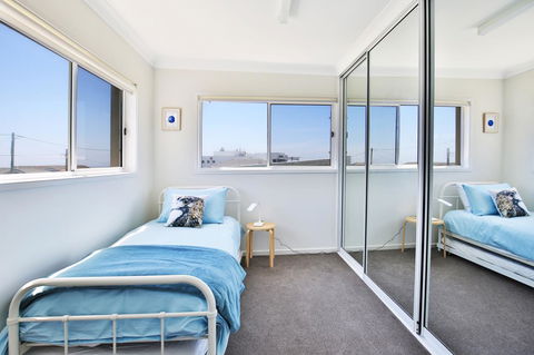 Neptune I Absolute Beachfront I Stunning Views - Accommodation Daintree 14