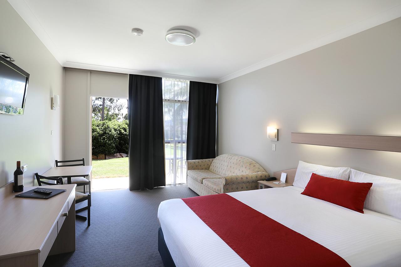 South Tamworth NSW Accommodation Daintree