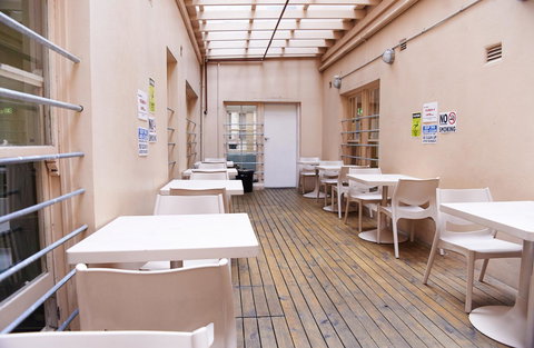 Maze Backpackers - Sydney - Accommodation Daintree 5