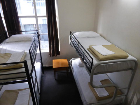 Maze Backpackers - Sydney - Accommodation Daintree 31