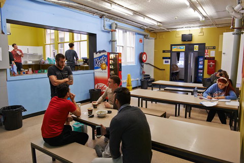 Maze Backpackers - Sydney - Accommodation Daintree 15