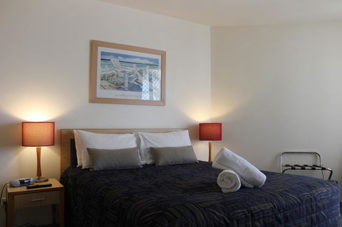 The Boathouse Resort Luxury Apartments - Accommodation Daintree 4