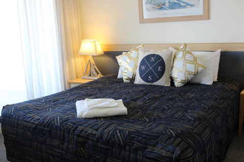 The Boathouse Resort Luxury Apartments - Accommodation Daintree 15