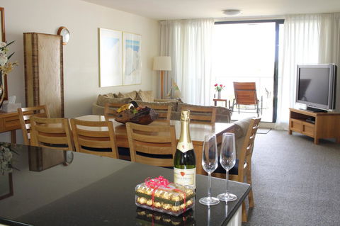 The Boathouse Resort Luxury Apartments - Accommodation Daintree 21