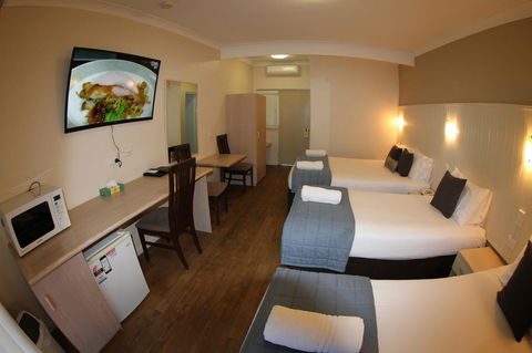 Sleepy Hill Motor Inn - Accommodation Daintree 33
