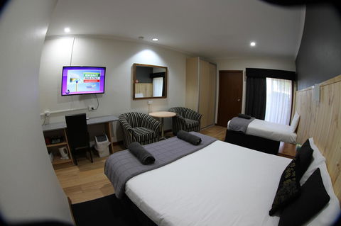 Sleepy Hill Motor Inn - Accommodation Daintree 17
