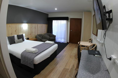 Sleepy Hill Motor Inn - Accommodation Daintree 14