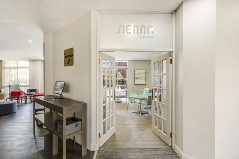 Mercure Newcastle - Accommodation Daintree 16