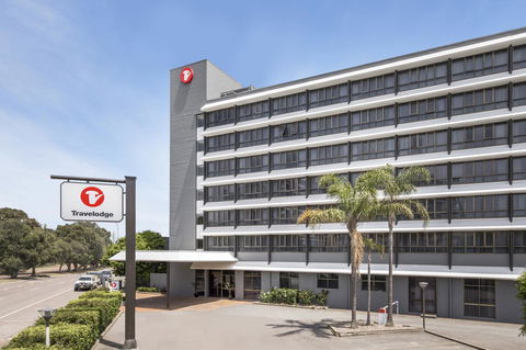 Mercure Newcastle - Accommodation Daintree 0