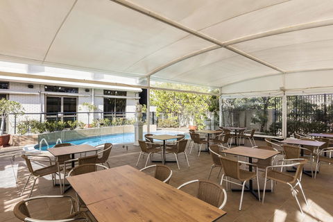 Mercure Newcastle - Accommodation Daintree 2