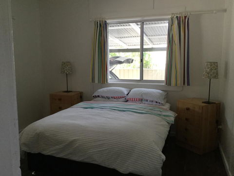 Hat Head Beach Cottage 1 - Accommodation Daintree 6