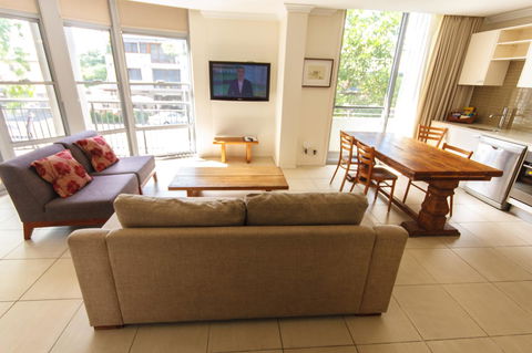 Byron Bay Hotel And Apartments - Accommodation Daintree 12