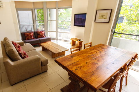 Byron Bay Hotel And Apartments - Accommodation Daintree 11