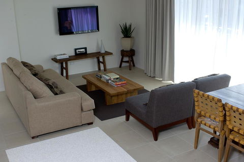 Byron Bay Hotel And Apartments - Accommodation Daintree 41