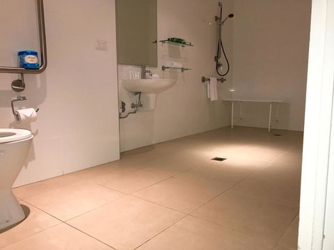 Byron Bay Hotel And Apartments - Accommodation Daintree 20