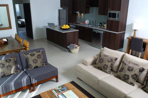 Byron Bay Hotel And Apartments - Accommodation Daintree 16