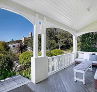 Holiday Home Fairy Bower Road Manly FAB05 - Accommodation Daintree