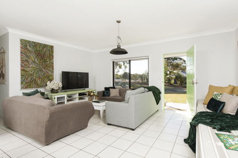The Woods Farm Jervis Bay - Accommodation Daintree 44