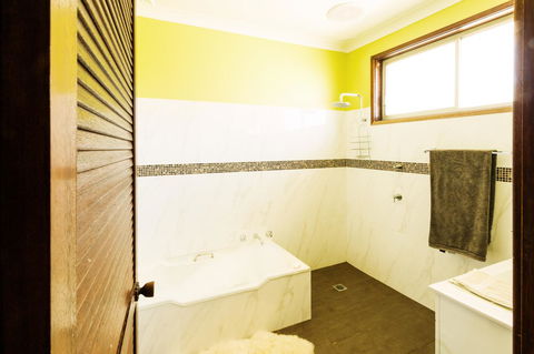 Coal D\' Vine VIEW - Cessnock NSW - Accommodation Daintree 9