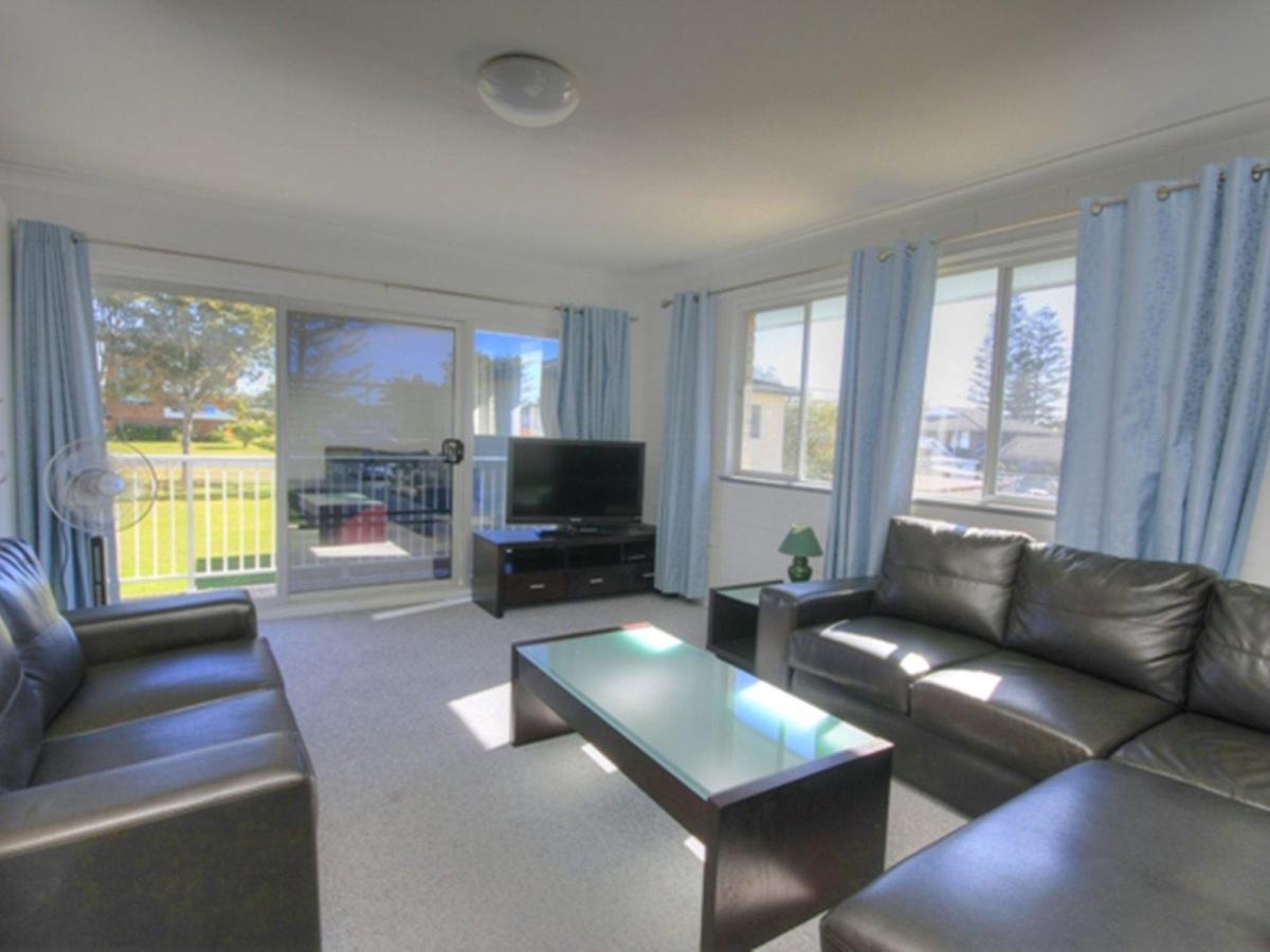 Tuncurry NSW Accommodation Daintree