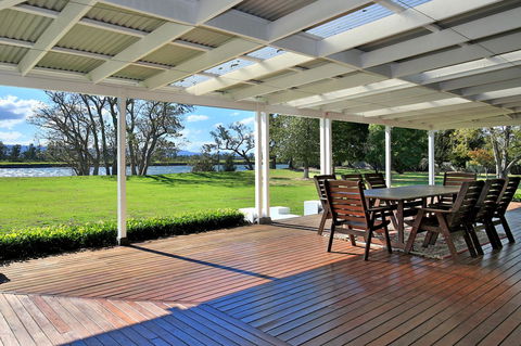 Terara Riverside Retreat - Accommodation Daintree 1