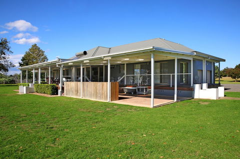 Terara Riverside Retreat - Accommodation Daintree 24