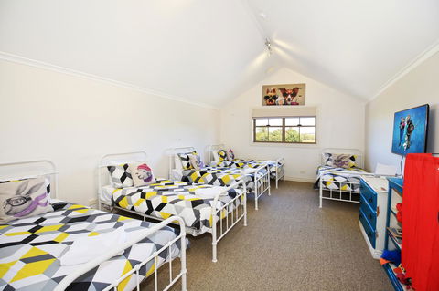 Terara Riverside Retreat - Accommodation Daintree 12