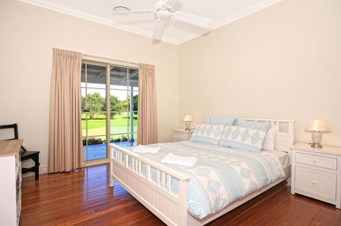 Terara Riverside Retreat - Accommodation Daintree 11