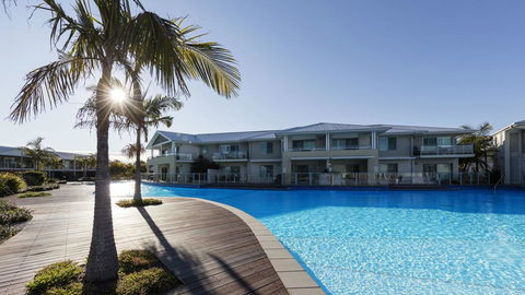 Oaks Port Stephens Pacific Blue Resort - Accommodation Daintree 0