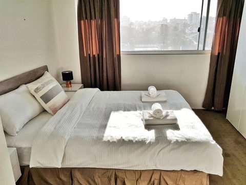 Manly Central Executive - Accommodation Daintree 11