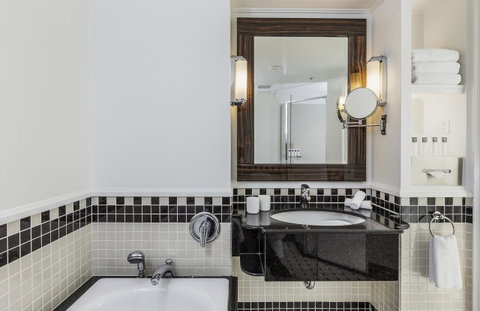 Swissotel Sydney - Accommodation Daintree 28