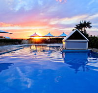 Oaks Waterfront Resort - Accommodation Daintree