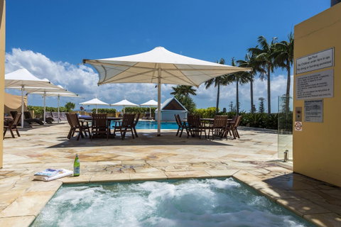 Oaks The Entrance Waterfront Suites - Accommodation Daintree 20