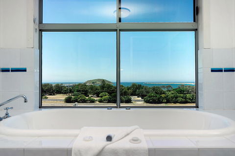 The Observatory Self Contained Apartments - Accommodation Daintree 5