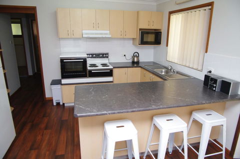 Breakaway, 11 Scott Street - Accommodation Daintree 1