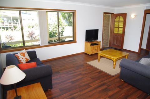 Breakaway, 11 Scott Street - Accommodation Daintree 9