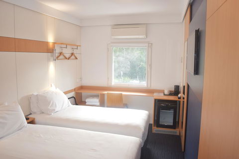 Ibis Budget - Gosford - Accommodation Daintree 6