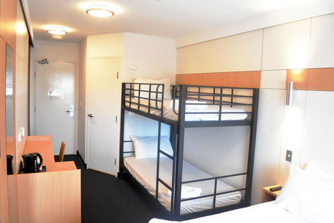 Ibis Budget - Gosford - Accommodation Daintree 5
