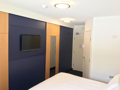Ibis Budget - Gosford - Accommodation Daintree 16