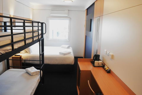 Ibis Budget - Gosford - Accommodation Daintree 2