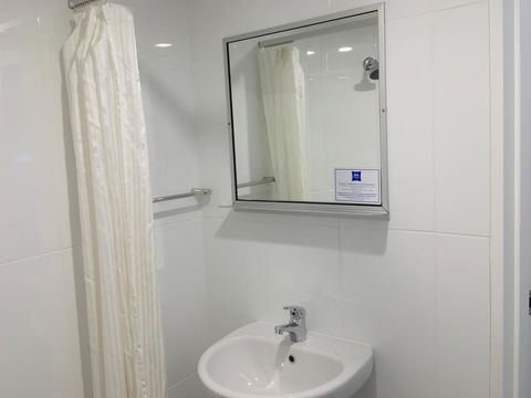 Ibis Budget - Gosford - Accommodation Daintree 4