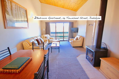 Full Circle Apartments - Accommodation Daintree 26