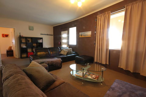 Full Circle Apartments - Accommodation Daintree 7