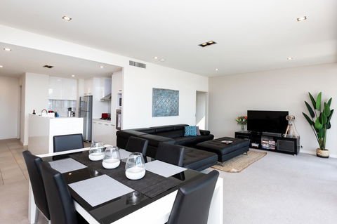 Brand New Executive Apartment - Accommodation Daintree 0